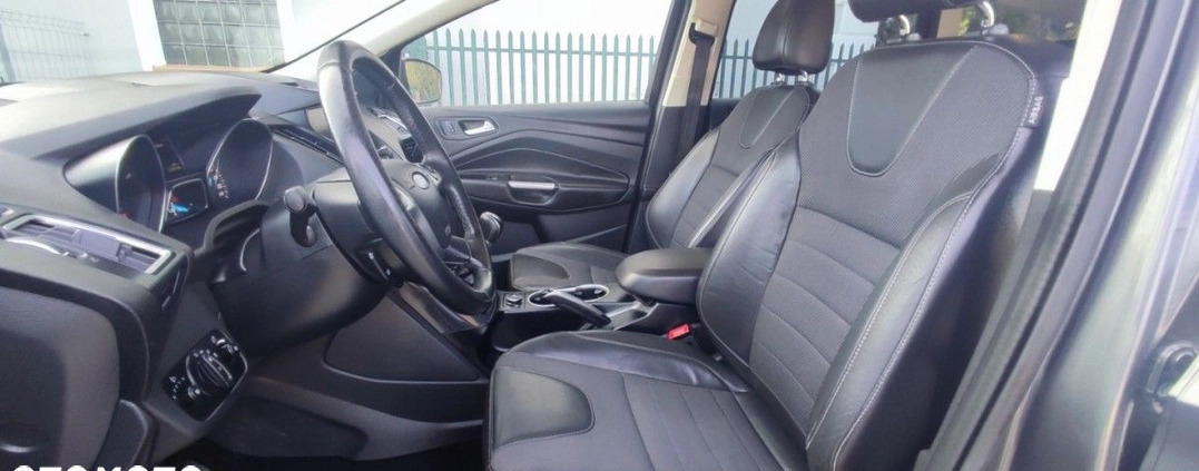Ford Kuga cena 49900 przebieg: 228000, rok produkcji 2015 z Świdnik małe 781